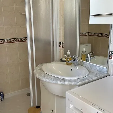 Avec Terrasse Proche Et Commerces, Parking, Wifi - Fr-1-652-61